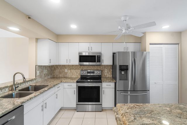14096 Huntington Pointe Drive 106, Delray Beach, FL 33484