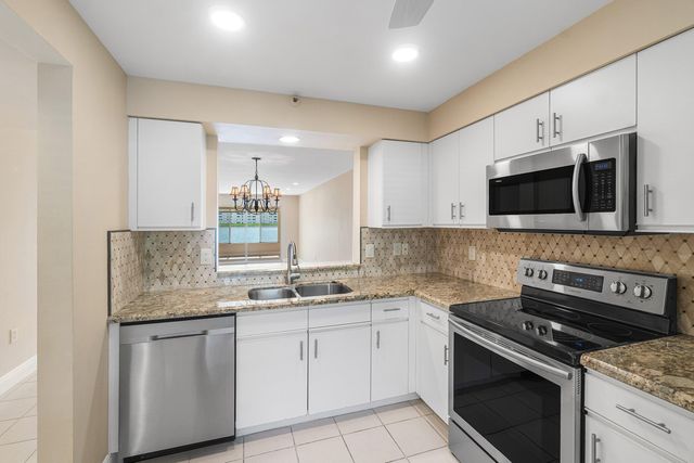 14096 Huntington Pointe Drive 106, Delray Beach, FL 33484