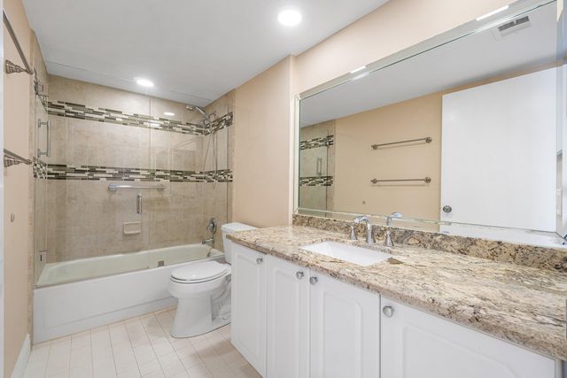 14096 Huntington Pointe Drive 106, Delray Beach, FL 33484