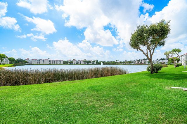 14096 Huntington Pointe Drive 106, Delray Beach, FL 33484
