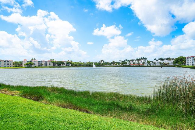 14096 Huntington Pointe Drive 106, Delray Beach, FL 33484