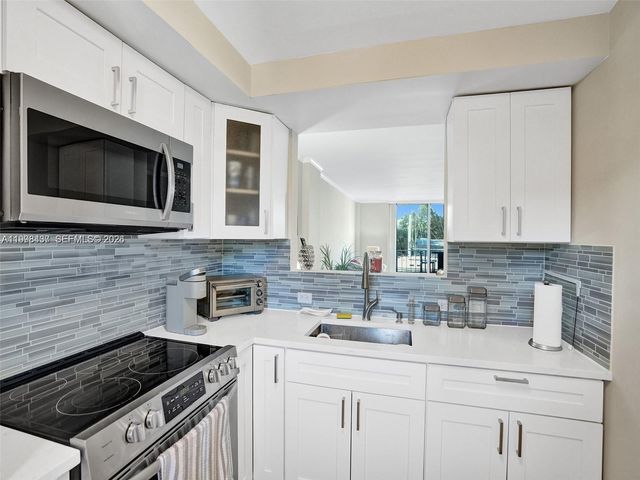 1777 SE 15th St 217, Fort Lauderdale, FL 33316