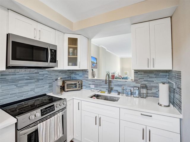 1777 SE 15th St 217, Fort Lauderdale, FL 33316