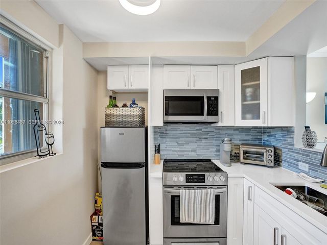 1777 SE 15th St 217, Fort Lauderdale, FL 33316