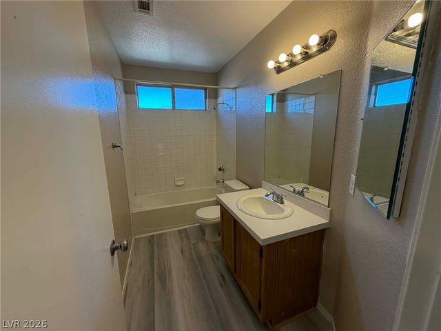 2769 Desert Stream Court, Las Vegas, NV 89156