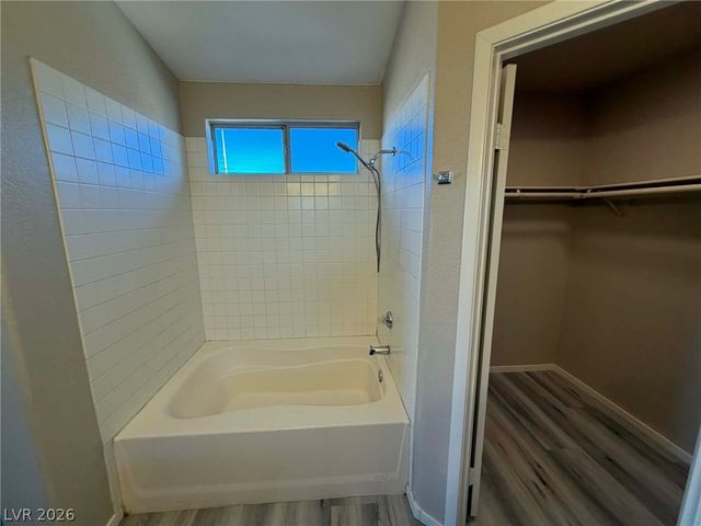 2769 Desert Stream Court, Las Vegas, NV 89156