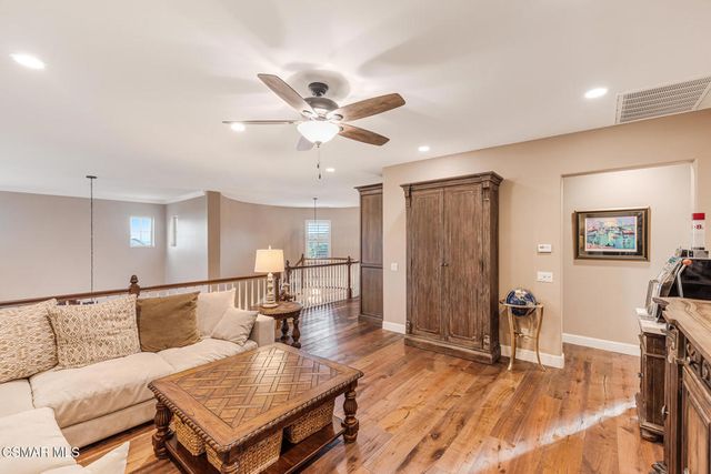 13737 Elkton Court, Moorpark, CA 93021