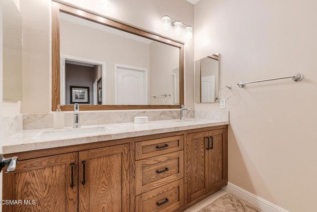 13737 Elkton Court, Moorpark, CA 93021