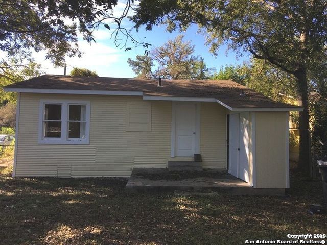 515 LINCOLNSHIRE DR, San Antonio, TX 78220