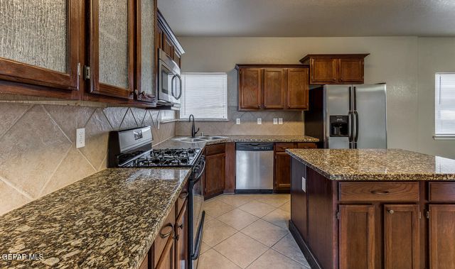 11296 BULLSEYE Street, El Paso, TX 79934