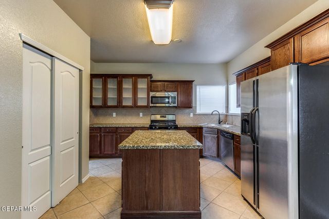11296 BULLSEYE Street, El Paso, TX 79934