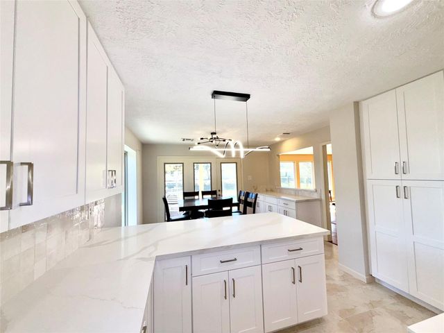 3915 Pleasant Valley Drive, Missouri City, TX 77459