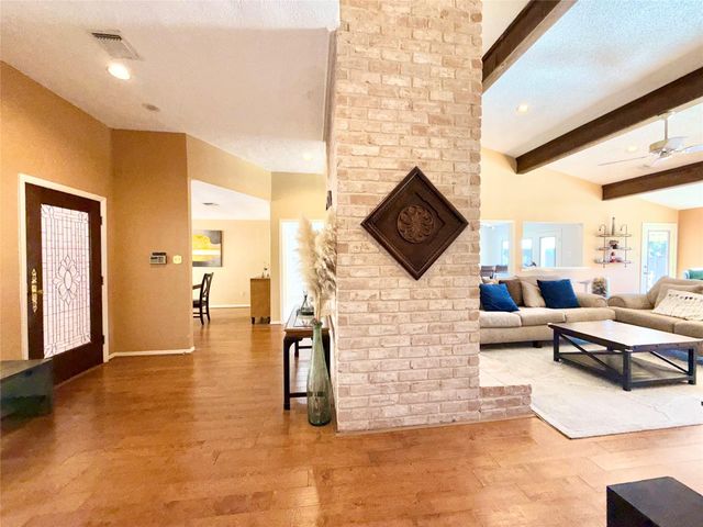 3915 Pleasant Valley Drive, Missouri City, TX 77459