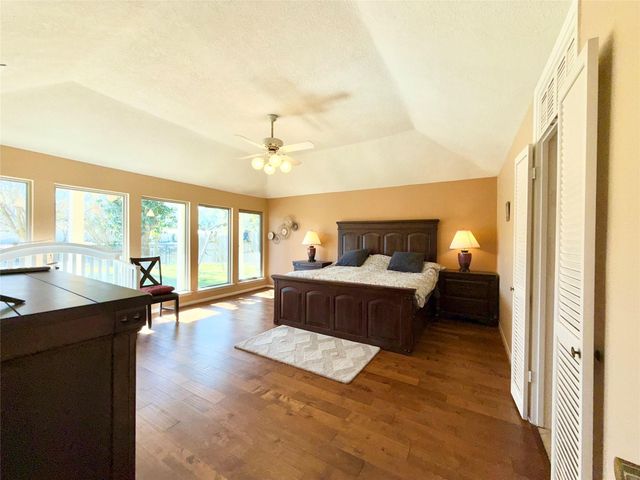 3915 Pleasant Valley Drive, Missouri City, TX 77459