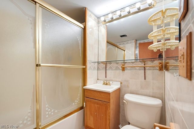 7311 Montgomery Avenue, Cleveland, OH 44104