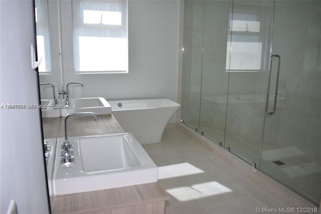 17301 Biscayne Boulevard 1407, North Miami Beach, FL 33160