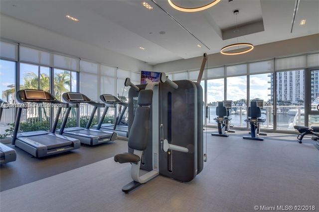 17301 Biscayne Boulevard 1407, North Miami Beach, FL 33160