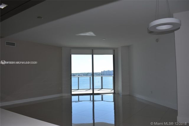 17301 Biscayne Boulevard 1407, North Miami Beach, FL 33160
