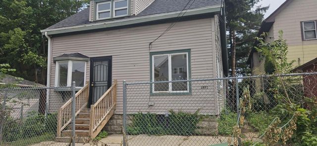 2871 N 50th STREET, Milwaukee, WI 53210
