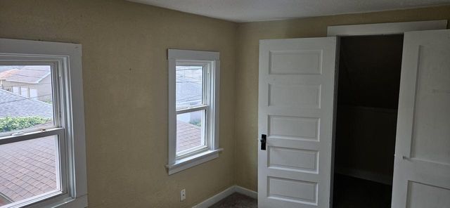 2871 N 50th STREET, Milwaukee, WI 53210