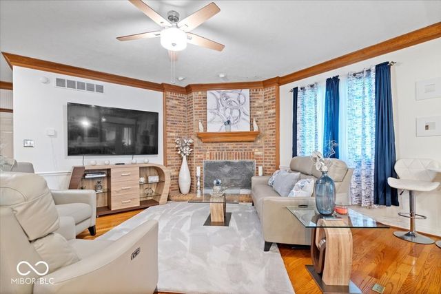 7250 Royal Oakland Drive, Indianapolis, IN 46236