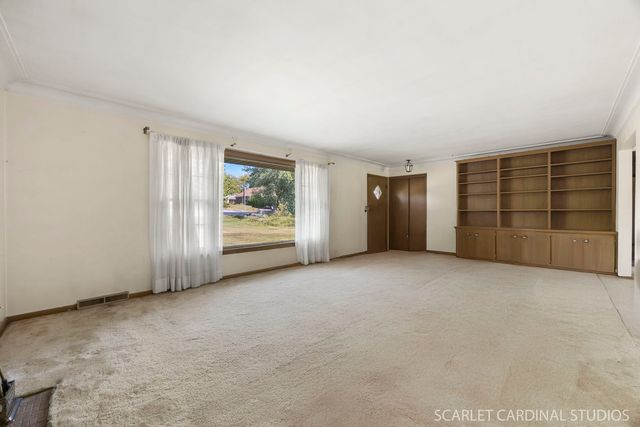 1927 Warrenville Road, Lisle, IL 60532