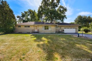 1927 Warrenville Road, Lisle, IL 60532