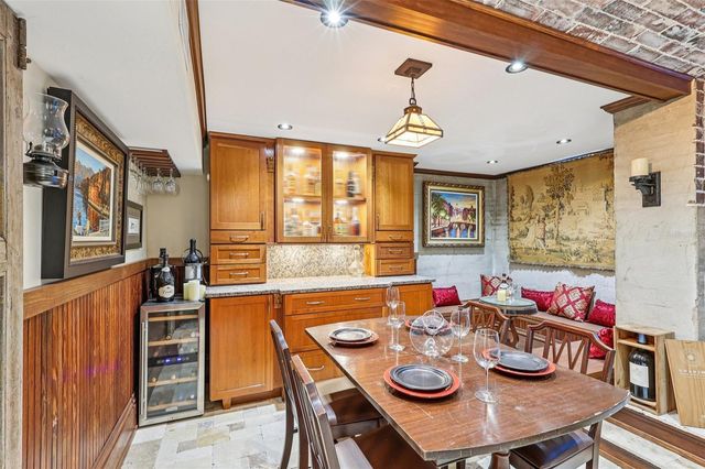 422 S CENTER STREET, Eustis, FL 32726