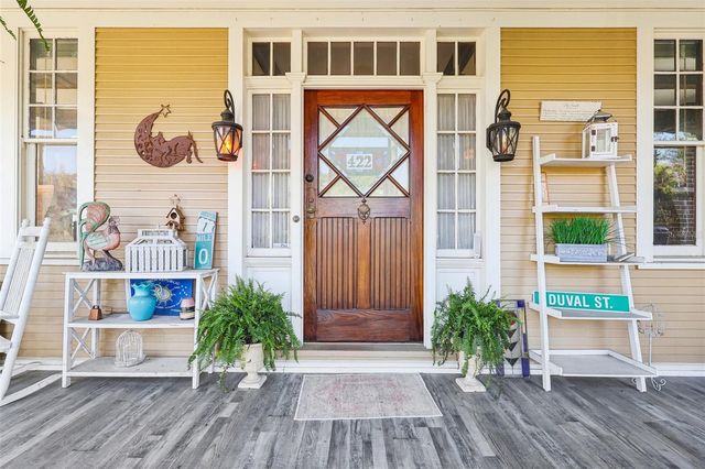 422 S CENTER STREET, Eustis, FL 32726