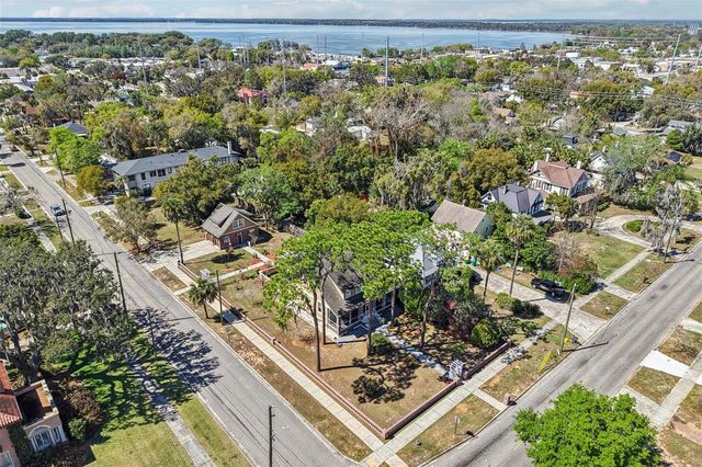 422 S CENTER STREET, Eustis, FL 32726