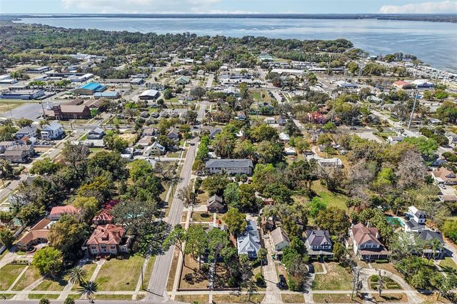 422 S CENTER STREET, Eustis, FL 32726