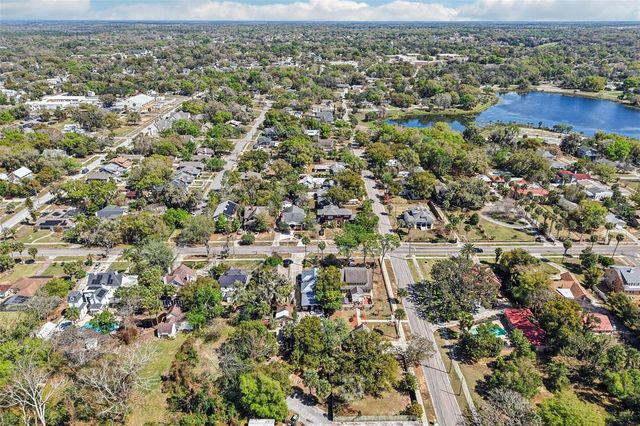 422 S CENTER STREET, Eustis, FL 32726