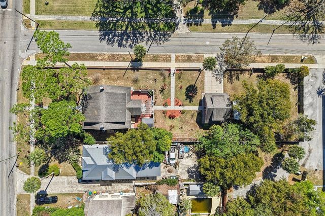 422 S CENTER STREET, Eustis, FL 32726