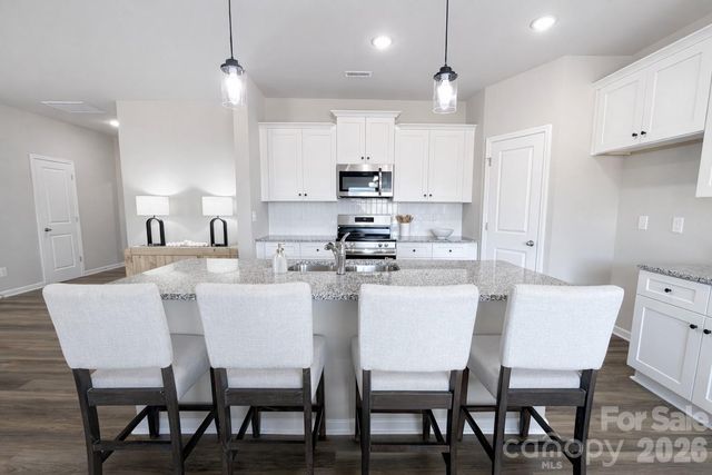 210 Roxanna Court, Shelby, NC 28152