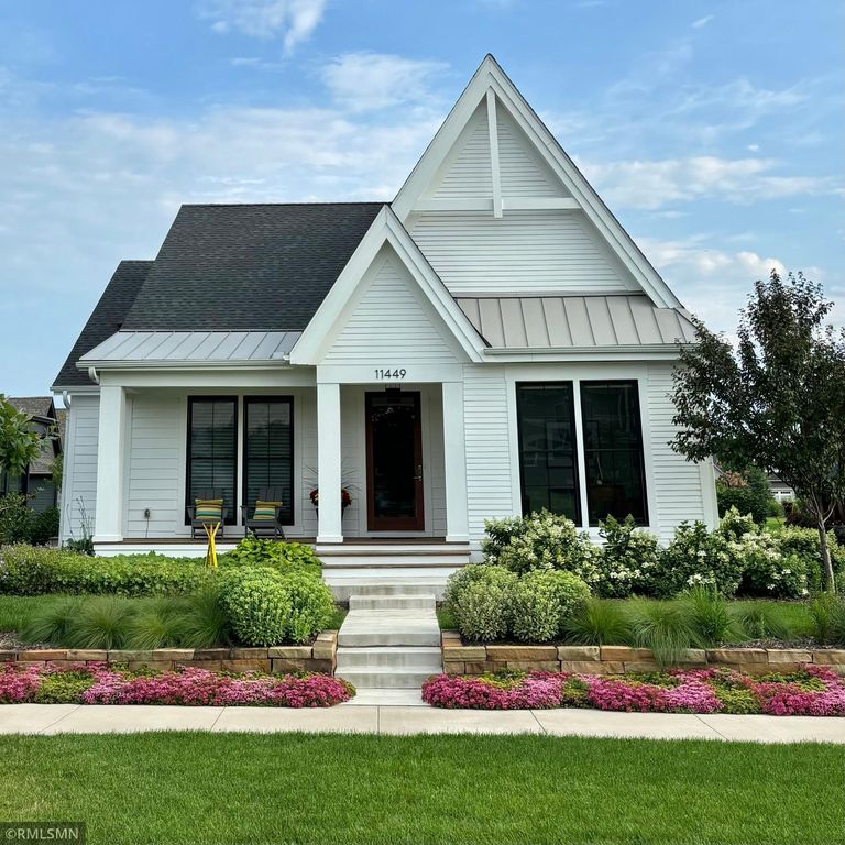 11449 Wildflower Drive N, Lake Elmo, MN 55042 — exterior
