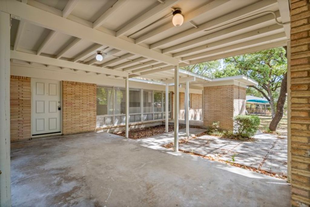 2514 Sherwood Street, Denton, TX 76209 — photo 3
