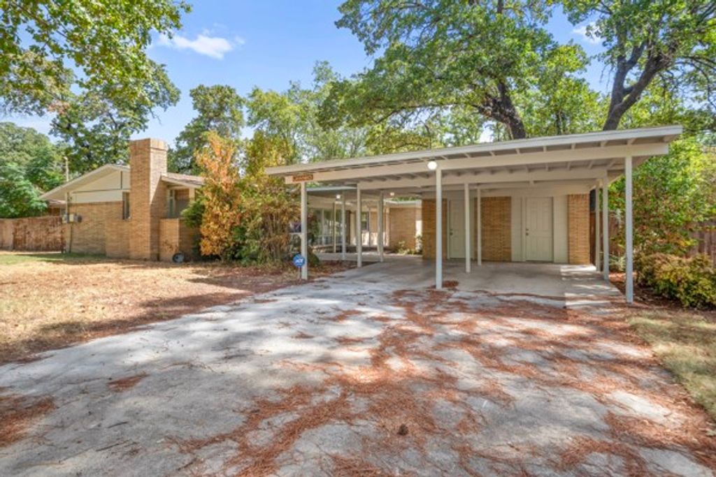 2514 Sherwood Street, Denton, TX 76209 — photo 4
