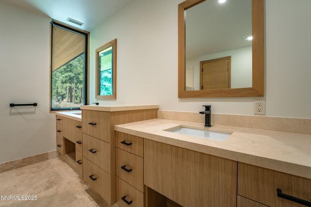 177 Tor Court, Carson City, NV 89705