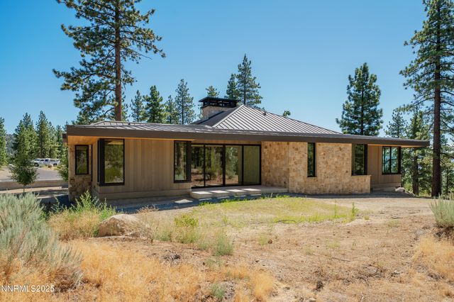 177 Tor Court, Carson City, NV 89705