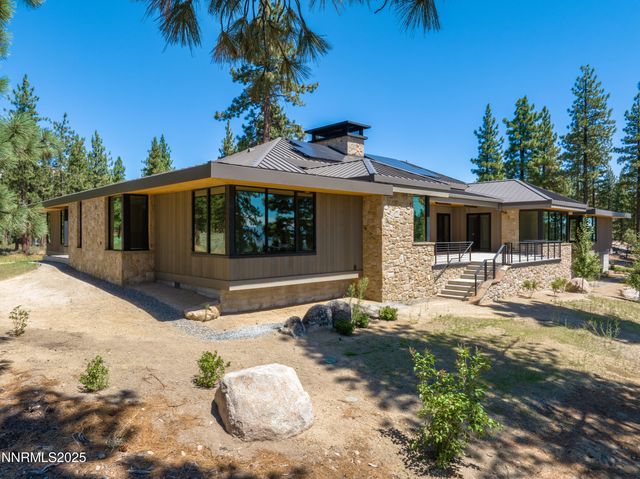 177 Tor Court, Carson City, NV 89705