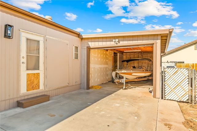 1424 Winters Circle, Bullhead City, AZ 86442