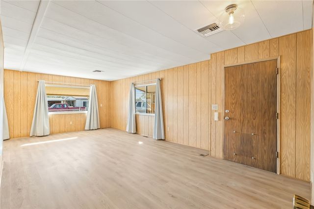 1424 Winters Circle, Bullhead City, AZ 86442