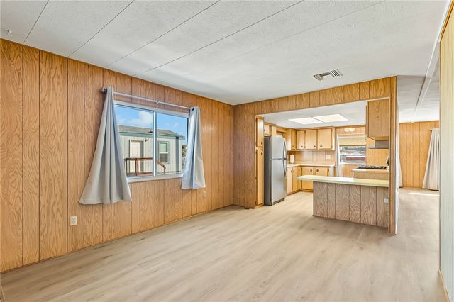 1424 Winters Circle, Bullhead City, AZ 86442