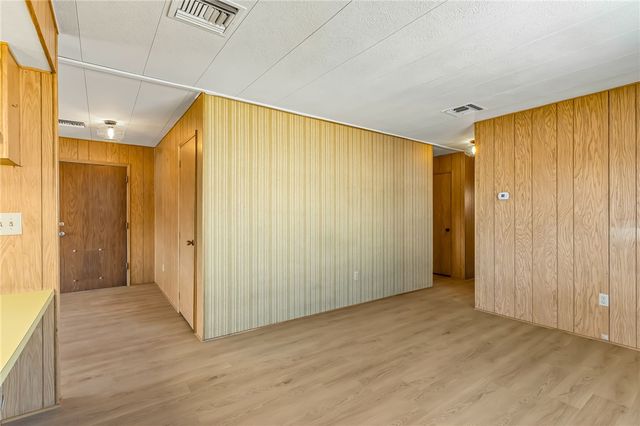 1424 Winters Circle, Bullhead City, AZ 86442