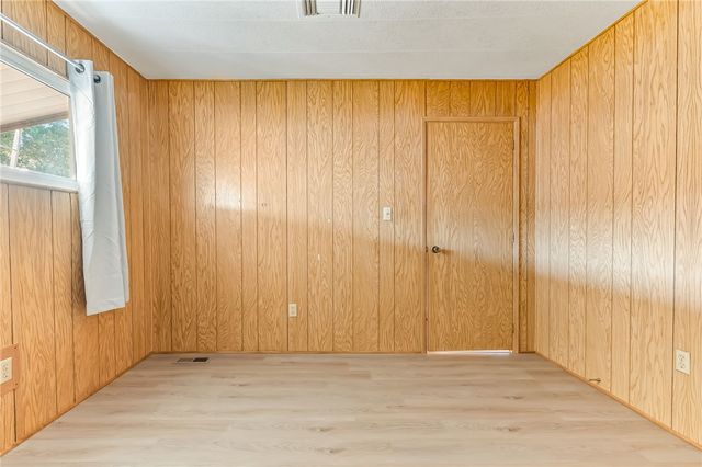 1424 Winters Circle, Bullhead City, AZ 86442