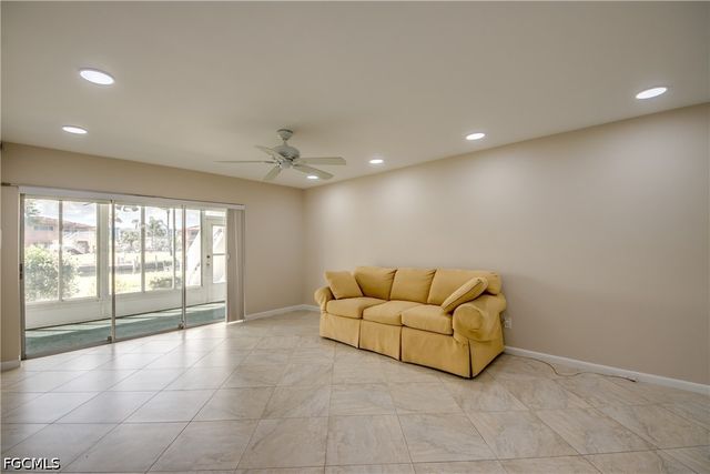 920 SE 46th ST 1, Cape Coral, FL 33904