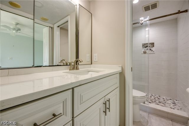 920 SE 46th ST 1, Cape Coral, FL 33904