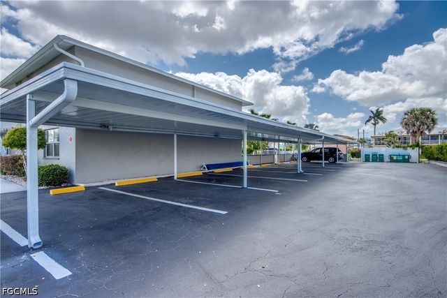 920 SE 46th ST 1, Cape Coral, FL 33904