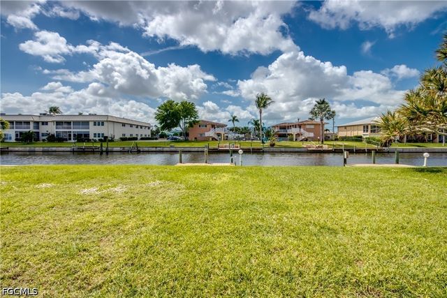 920 SE 46th ST 1, Cape Coral, FL 33904