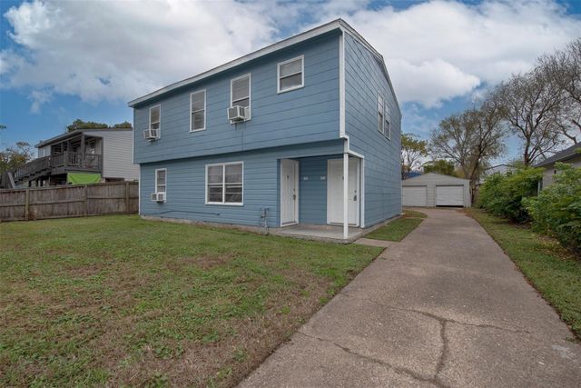1211 1st Avenue N, Texas City, TX 77590
